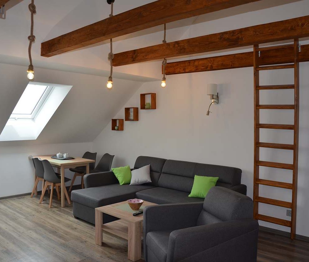 apartman-2-rozkladaci-gauc-jidelni-stul-5308-